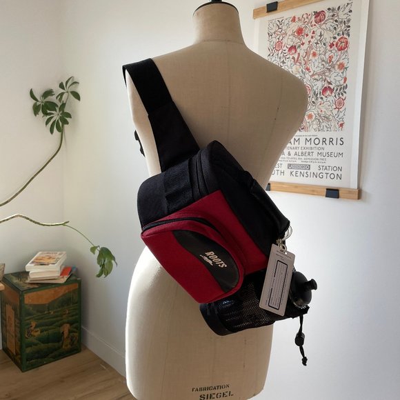 Roots Biking Bag - Picture 11 of 13